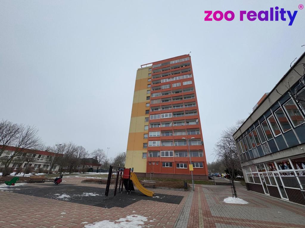 Pronájem 1+kk, Chomutov - Seifertova, 7600 Kč, 20