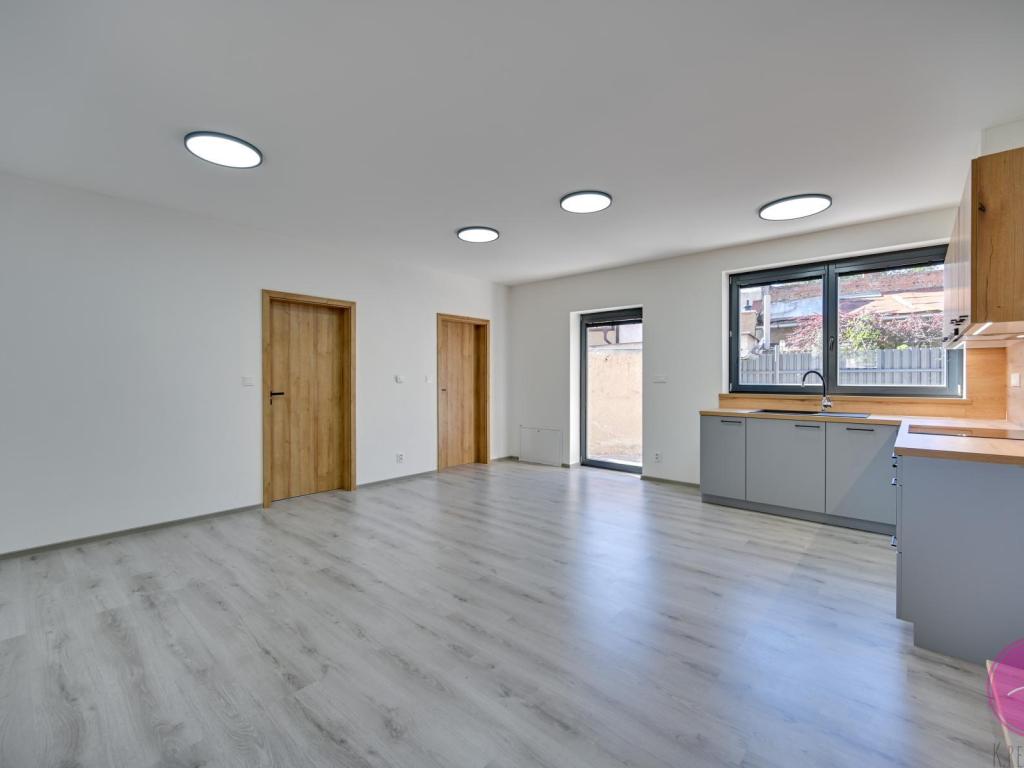 Pronájem bytu 3+kk 61 m2