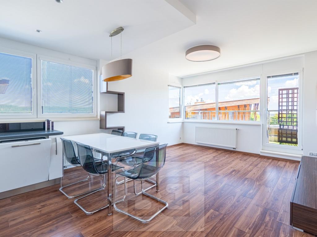 Pronájem bytu 3+kk 70 m2