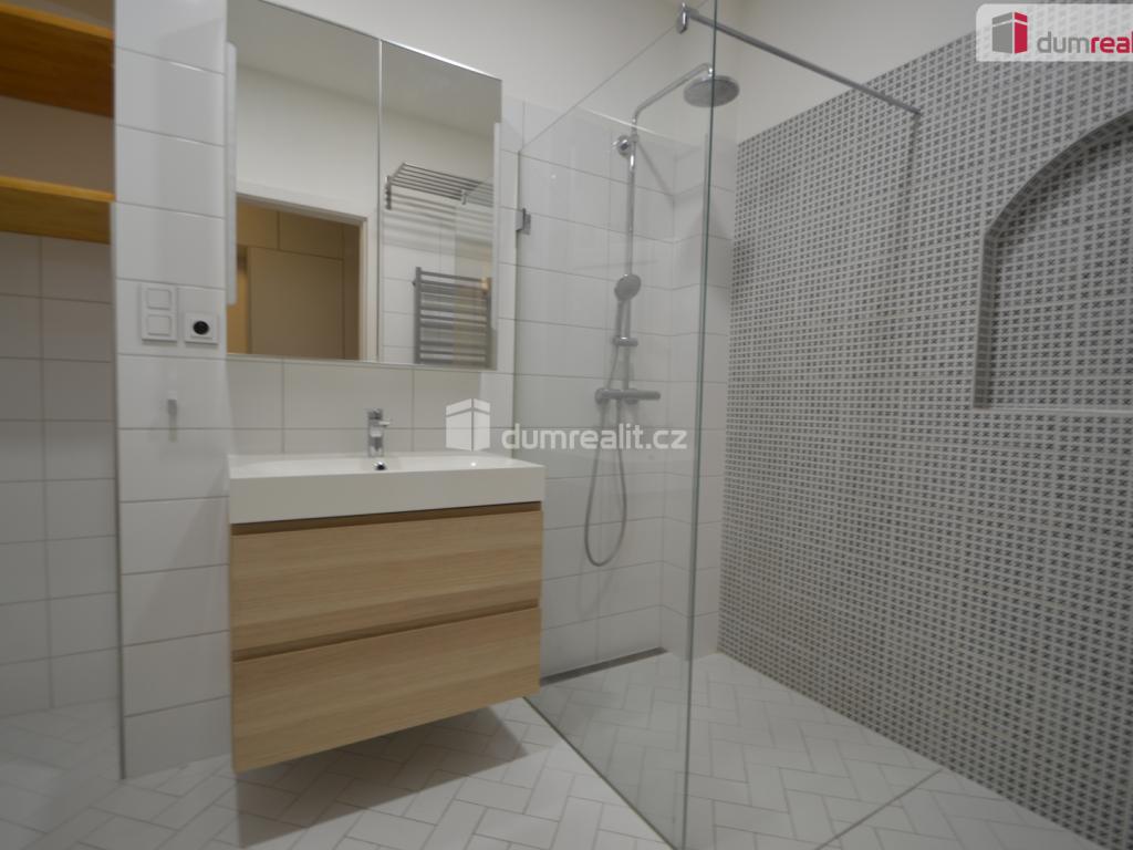 Pronájem bytu 2+kk 64 m2