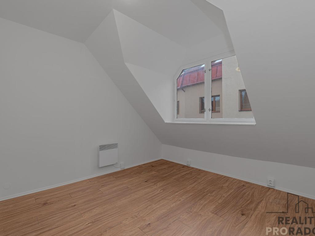 Pronájem bytu 2+kk 44 m2