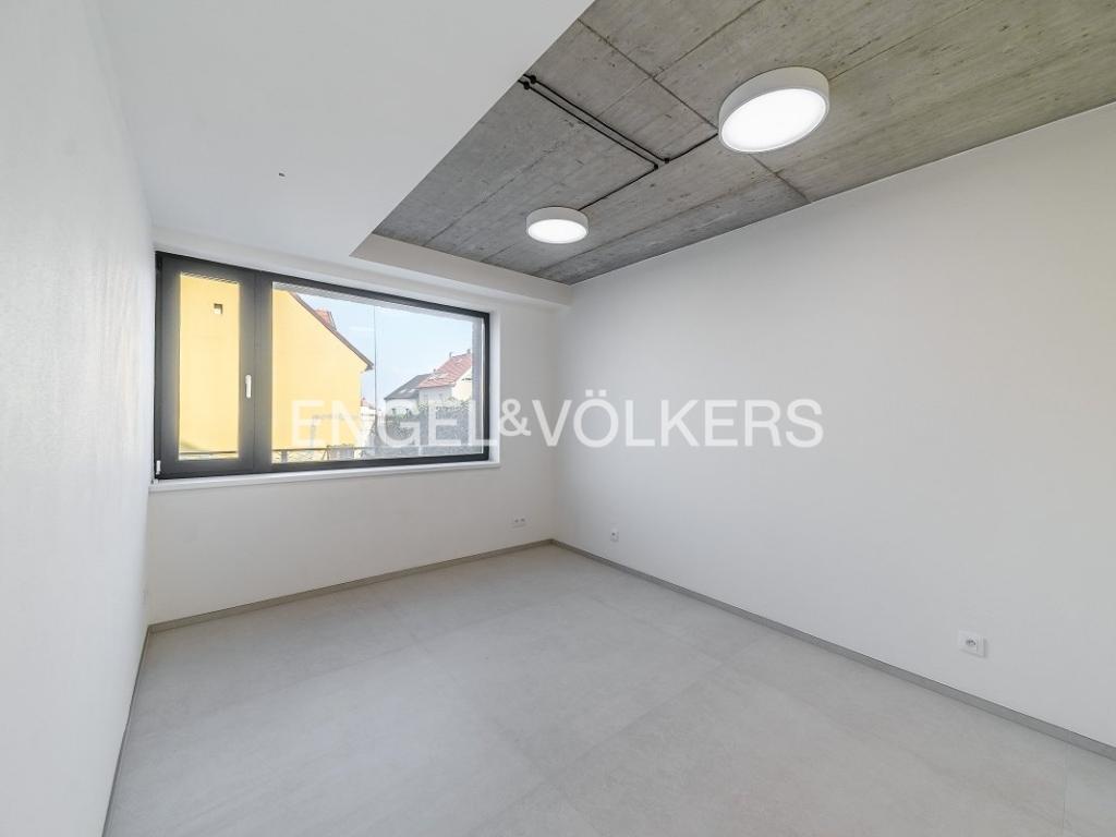 Pronájem bytu 2+kk 60 m2