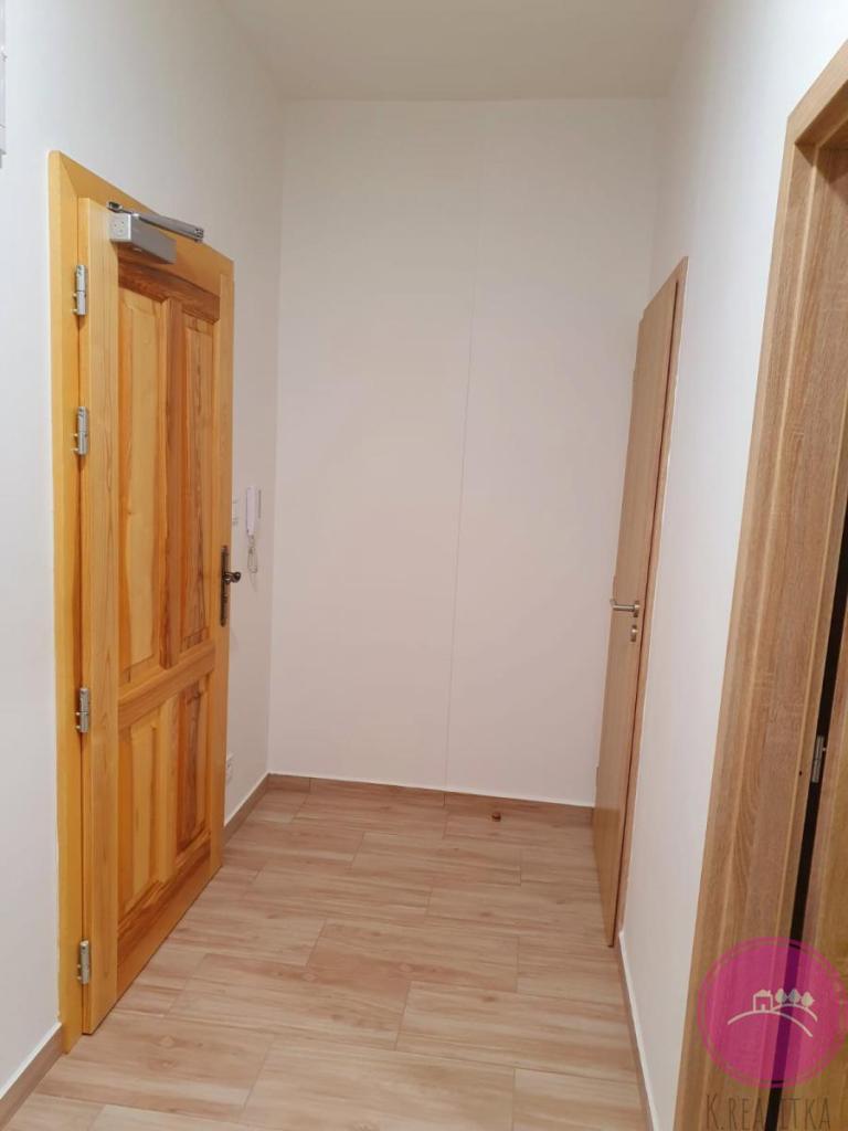 Pronájem bytu 1+kk 33 m2