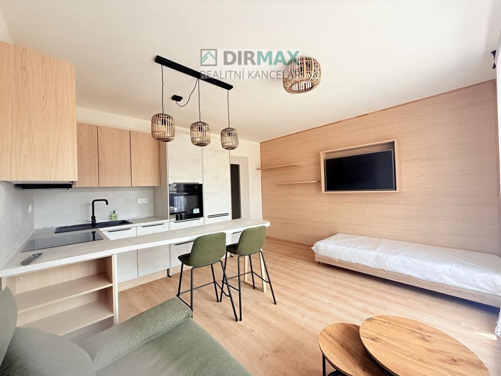 Pronájem bytu 1+kk 32 m2