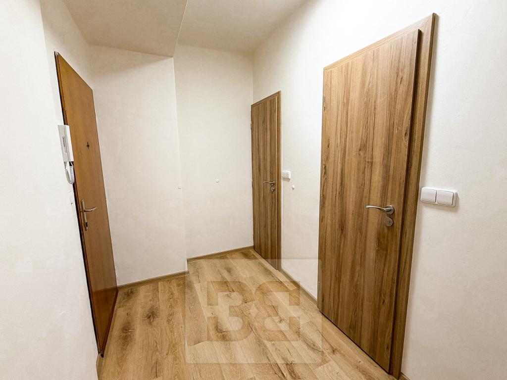 Pronájem bytu 2+kk 60 m2