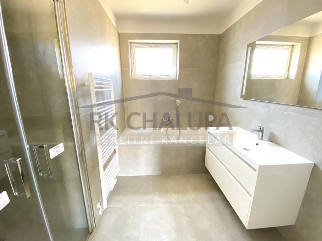 Prodej domu 104 m2, Hosín – náhled fotky 10