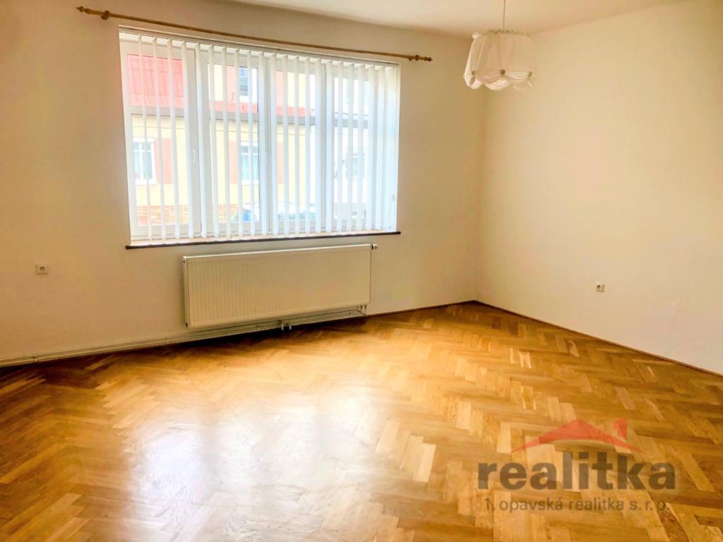 Pronájem bytu 4+1 160 m2