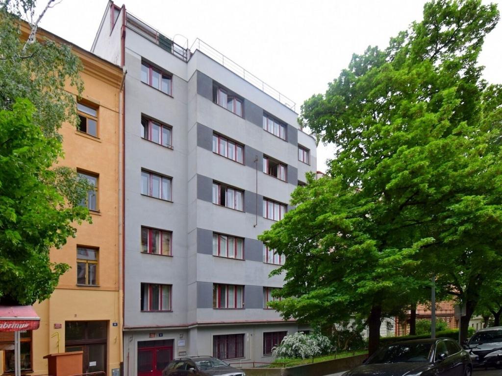 Pronájem bytu 1+1 38 m2