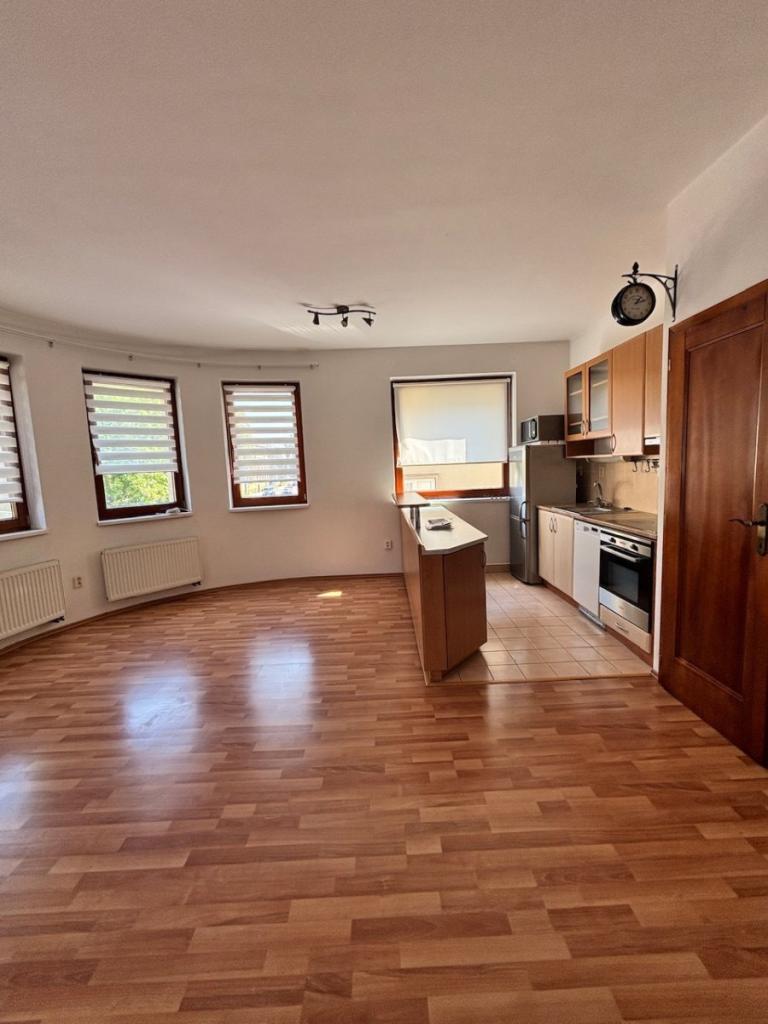 Pronájem bytu 2+kk 62 m2