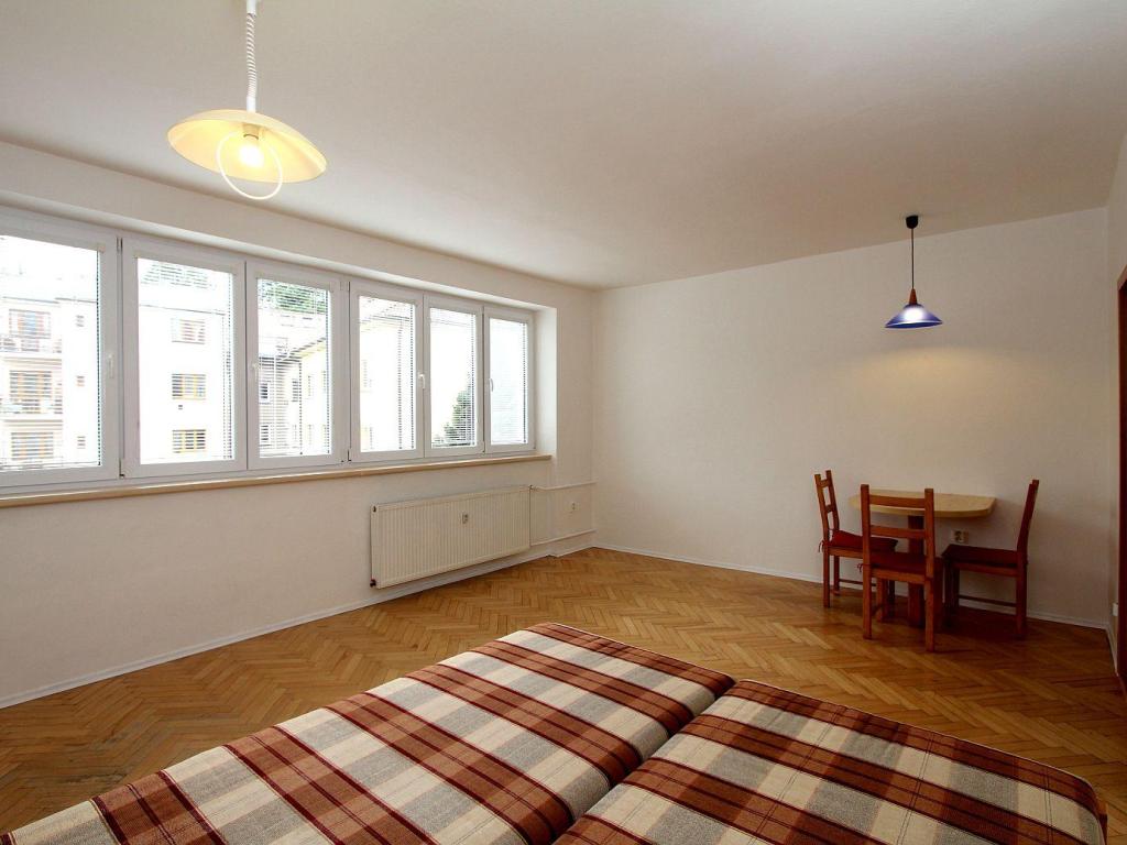 Pronájem bytu 1+kk 37 m2