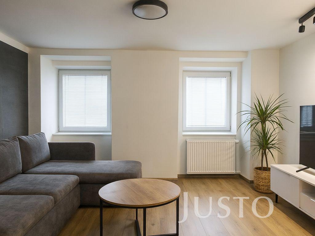 Pronájem bytu 1+1 30 m2