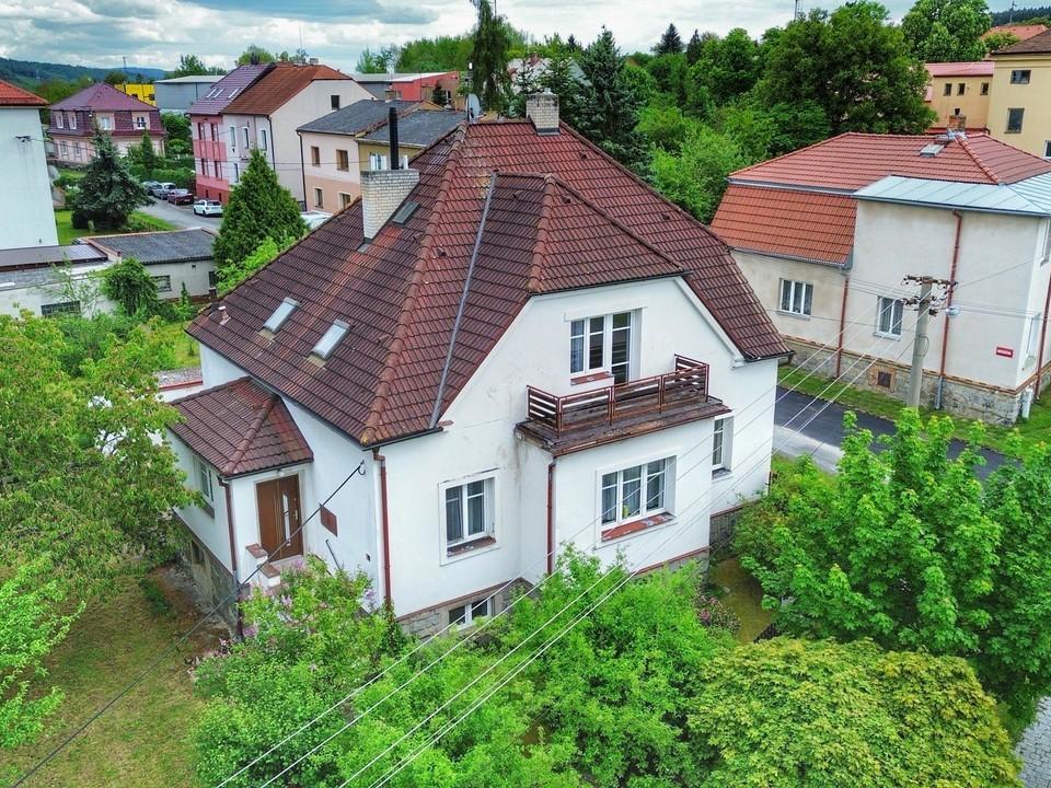 House for sale · 210 m² · Starý Plzenec — 426 751 €