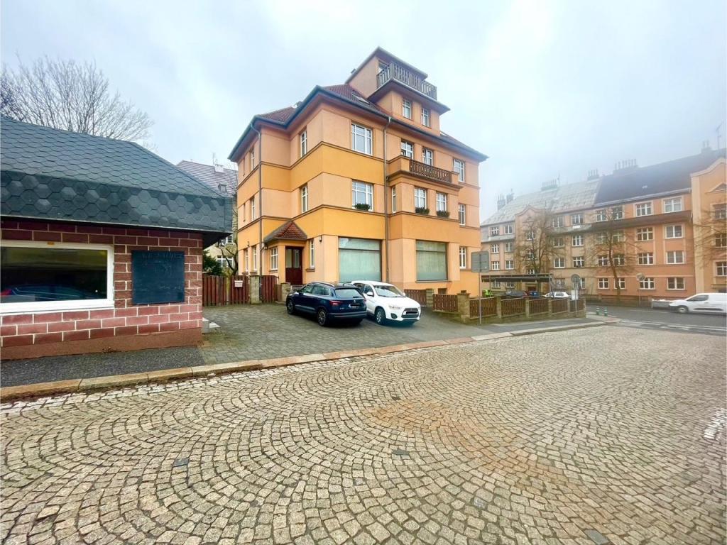 Pronájem bytu 1+1 55 m2