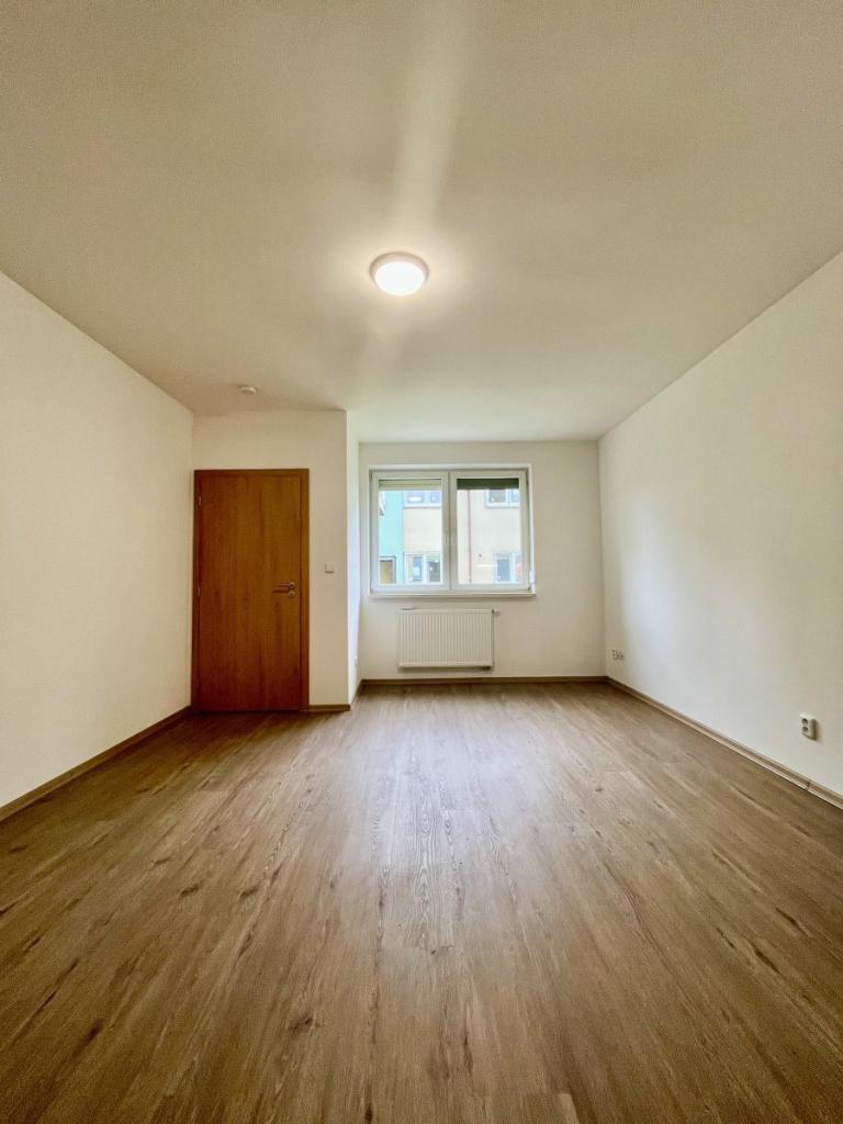 Pronájem bytu 1+kk 27 m2, Ostrava – náhled fotky 6