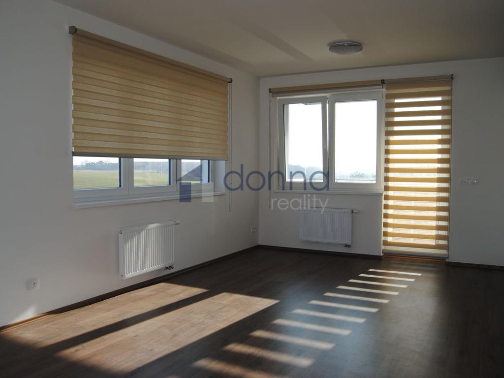 Pronájem bytu 4+kk 85 m2, Praha – náhled fotky 9
