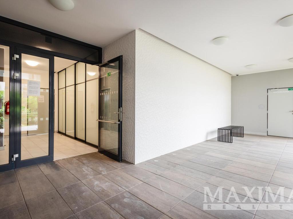 Prodej bytu 1+kk 39 m2, Praha – náhled fotky 25
