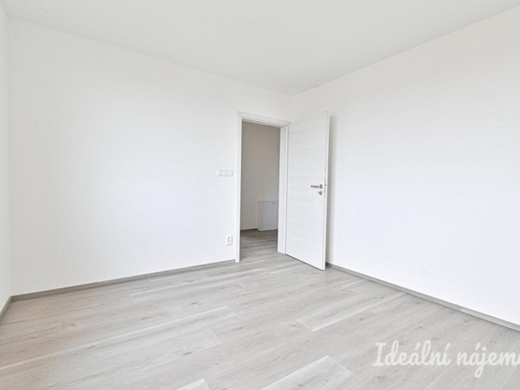 Pronájem bytu 2+kk 39 m2, Dobřany – náhled fotky 8