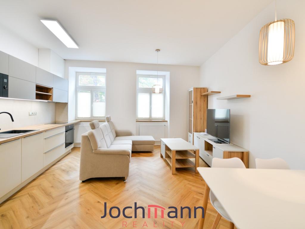 Pronájem bytu 2+kk 57 m2, České Budějovice – náhled fotky 2