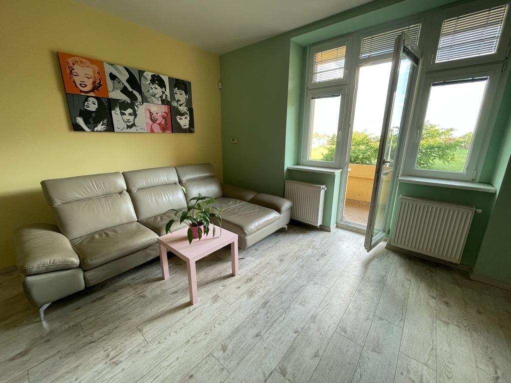 Pronájem bytu 2+kk 60 m2
