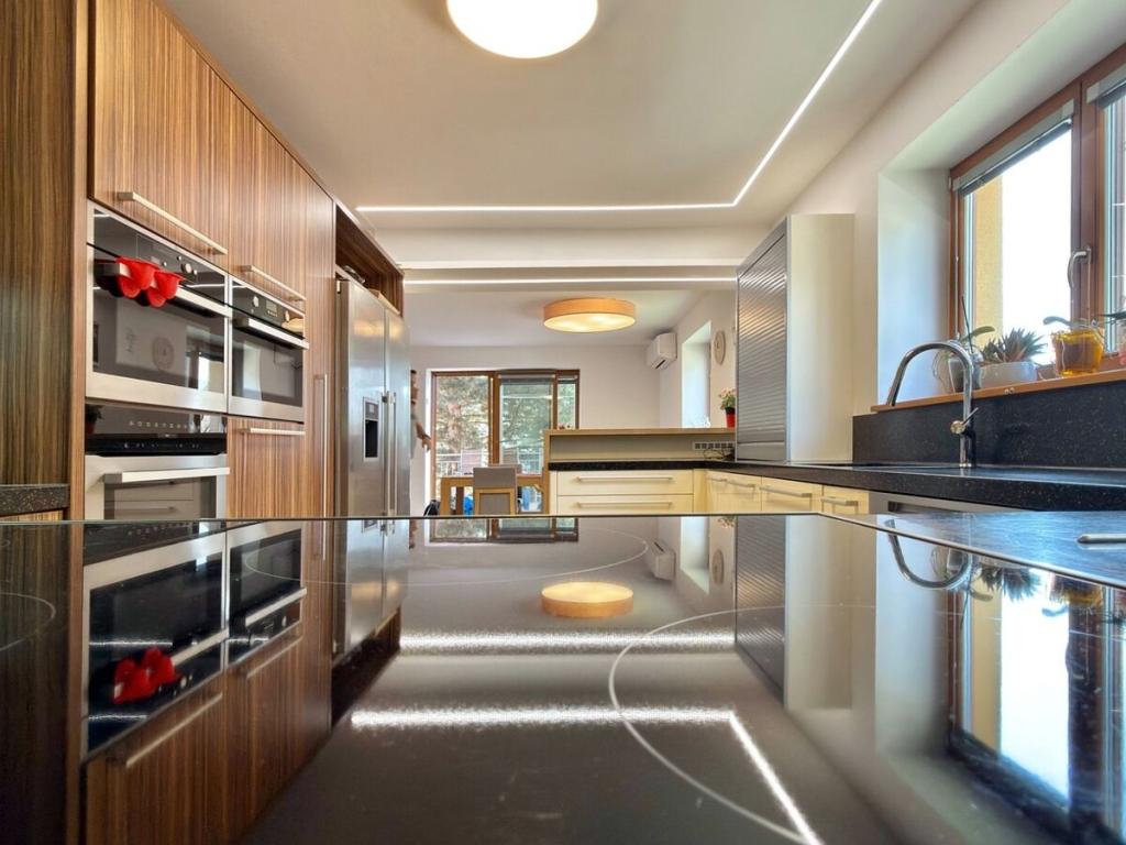 Pronájem domu 330 m2