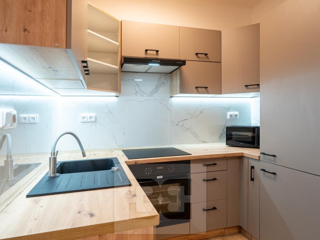 Pronájem bytu 2+1 63 m2