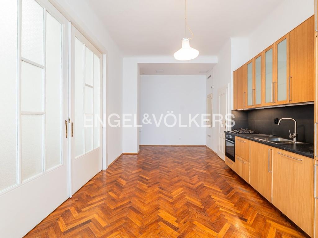 Pronájem bytu 3+kk 92 m2, Praha – náhled fotky 9