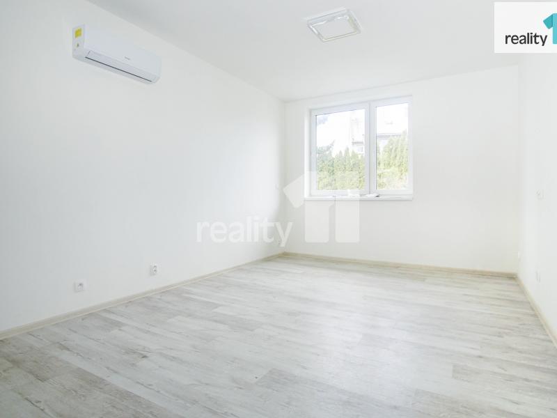 Pronájem bytu 1+kk 25 m2