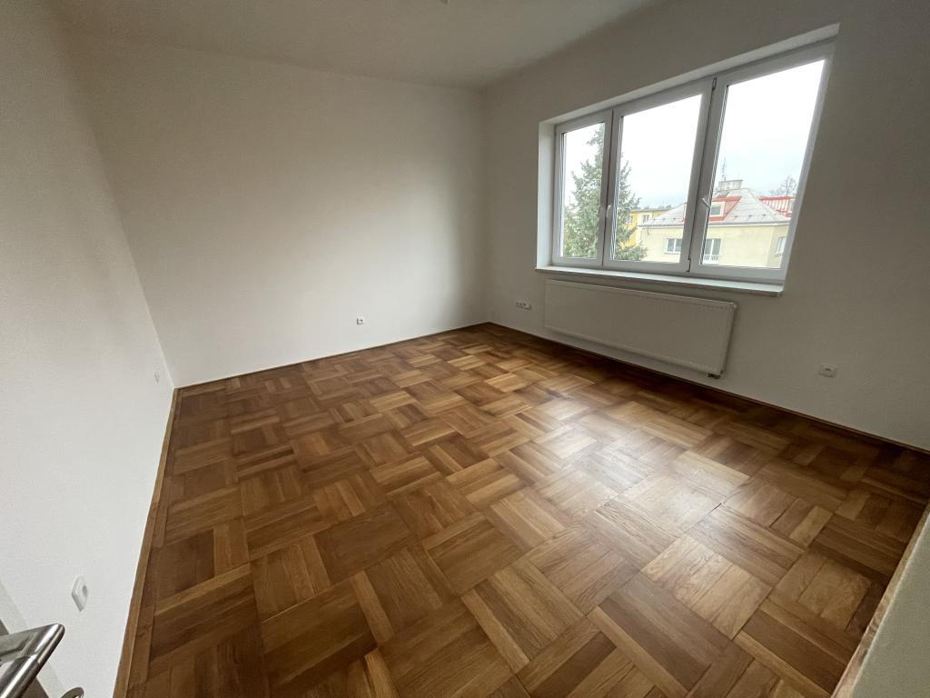 Pronájem bytu 4+kk 105 m2