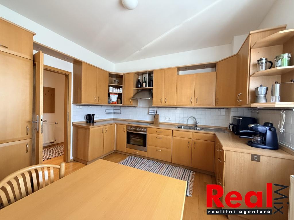 Pronájem bytu 1+1 55 m2