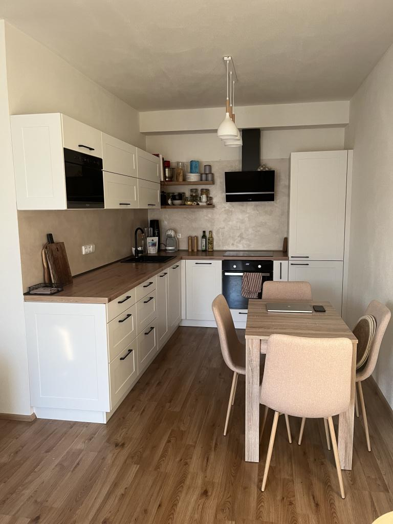 Pronajem bytu 2+kk 52 m2