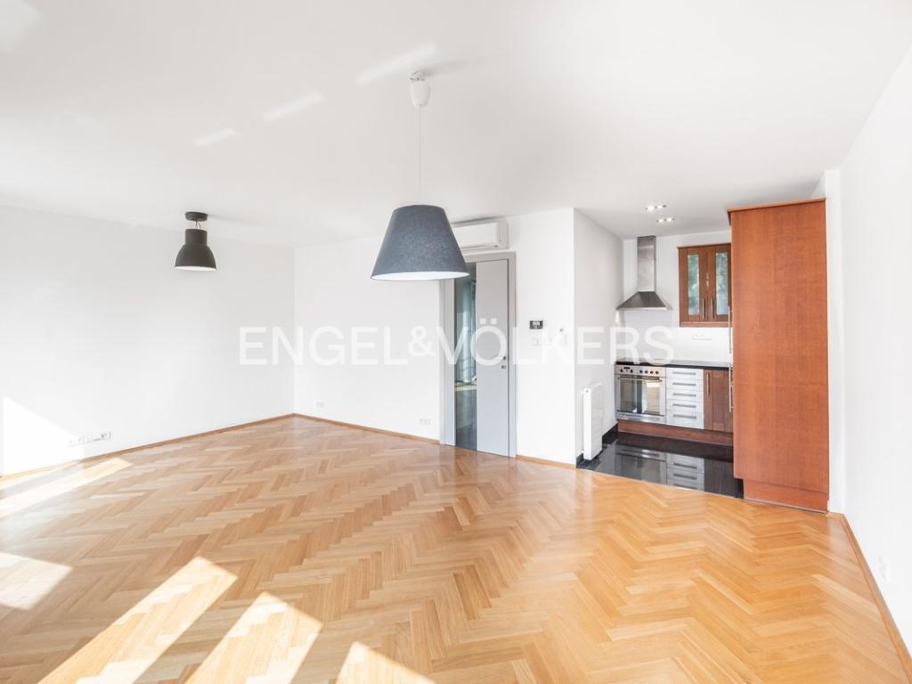 Pronájem bytu 2+kk 68 m2