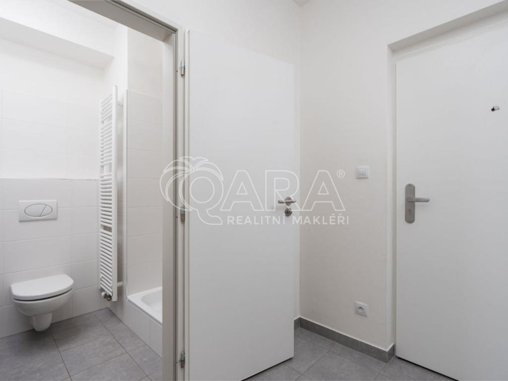 Pronájem bytu 1+kk 27 m2