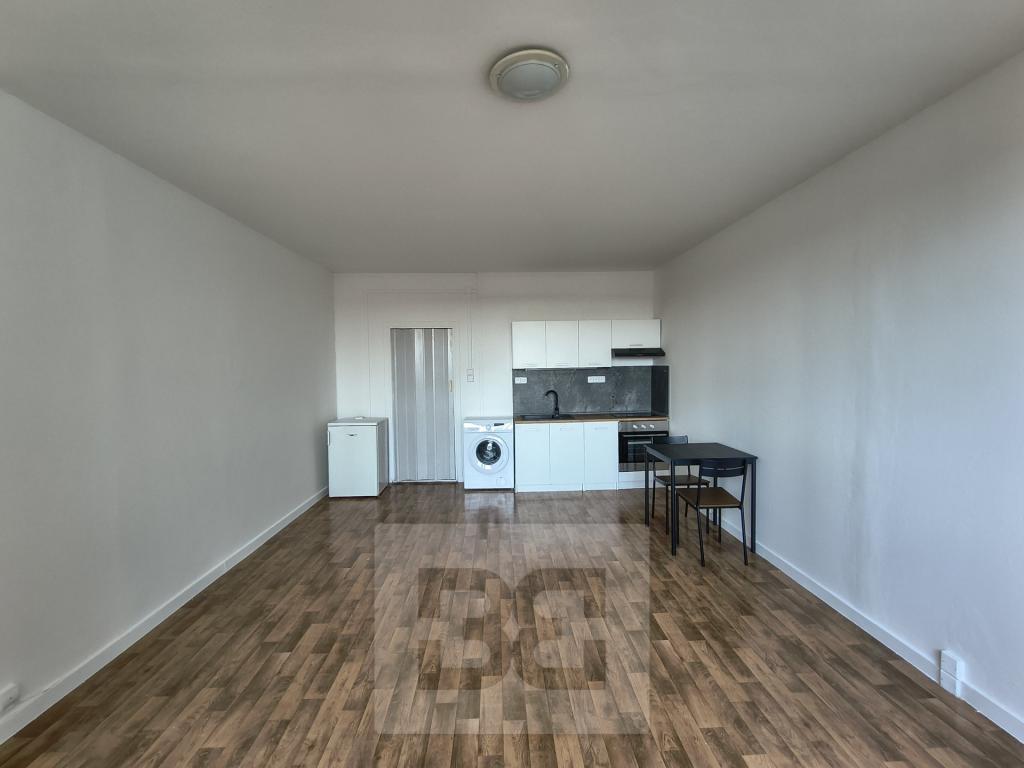 Pronájem bytu 1+kk 33 m2