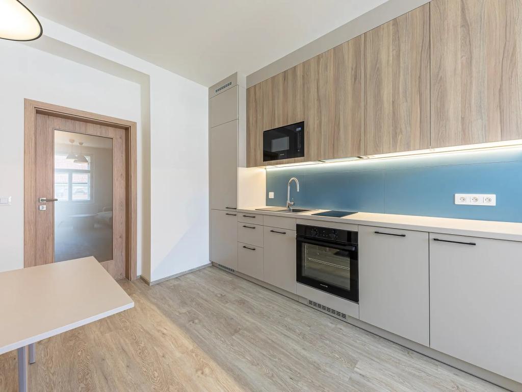 Pronájem bytu 2+kk 37 m2