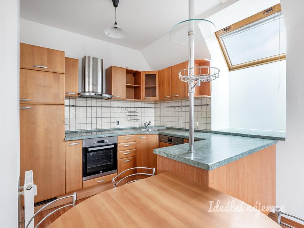 Pronájem bytu 2+kk 74 m2