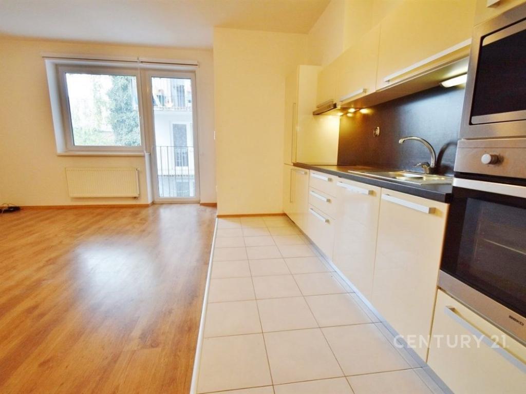 Pronájem bytu 3+kk 90 m2