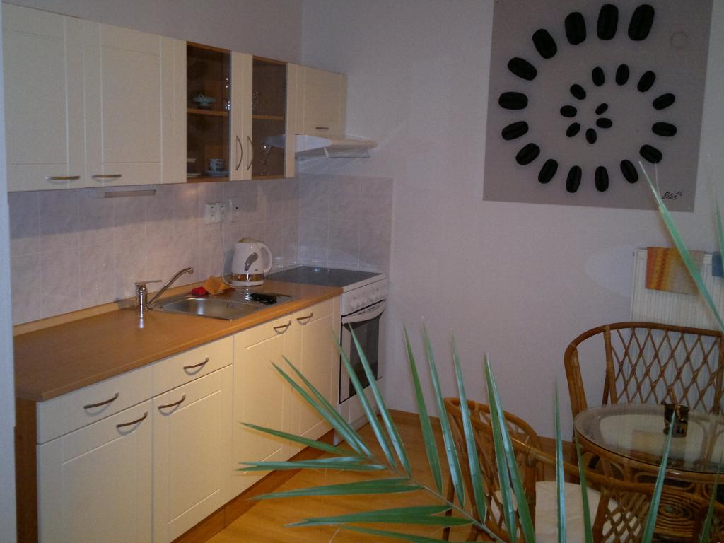 Pronajem bytu 2+kk 80 m2