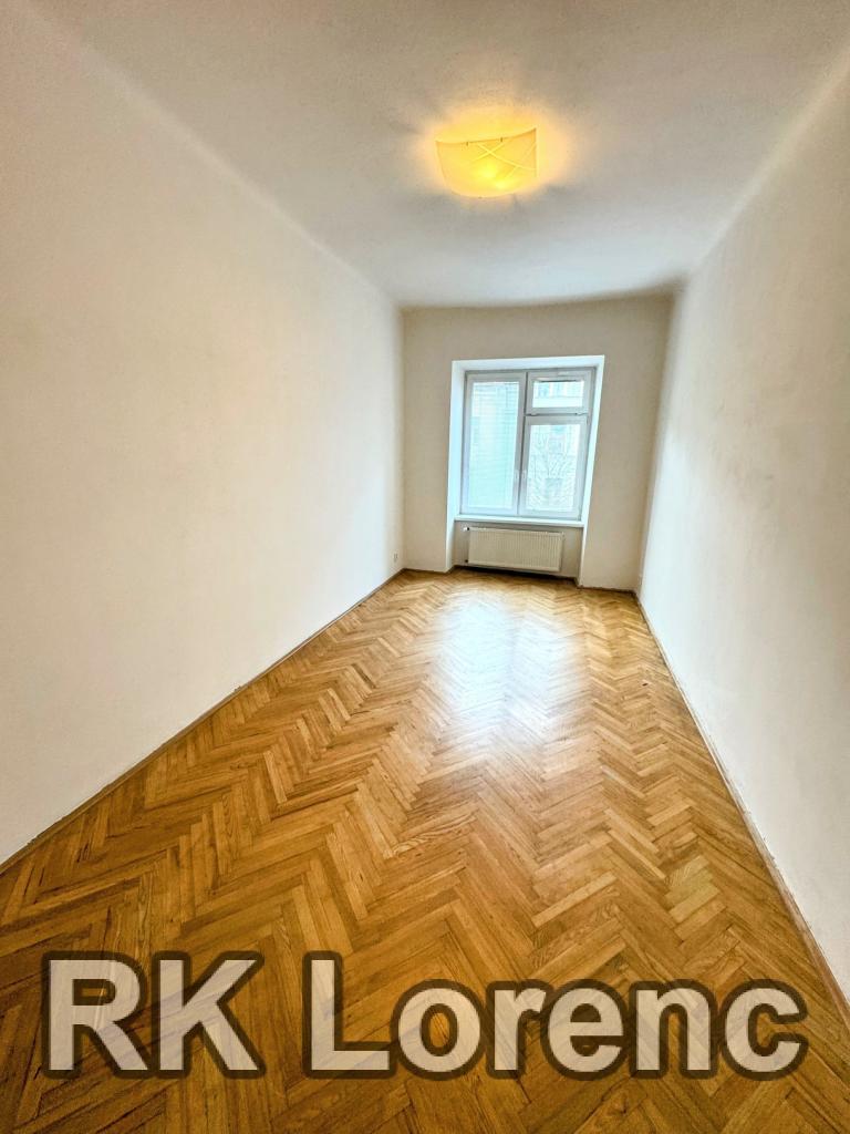 Listing 2