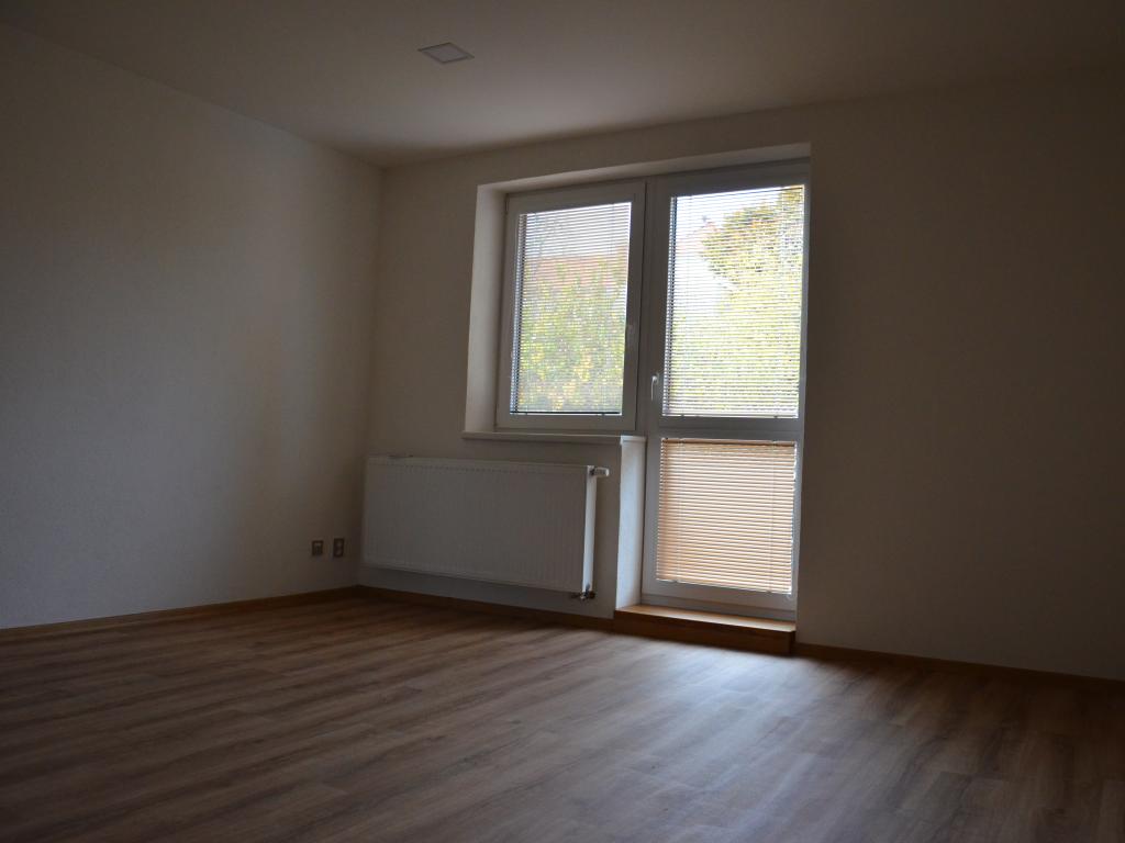 Pronájem bytu 2+1 64 m2