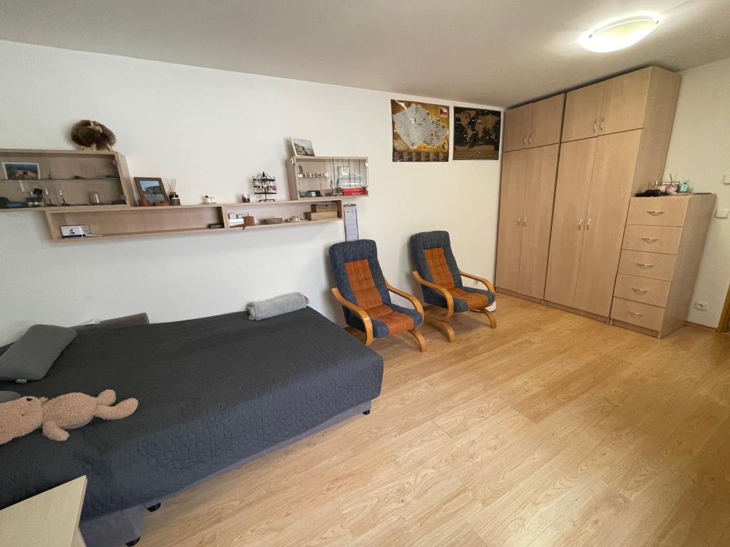 Pronájem bytu 1+1 35 m2