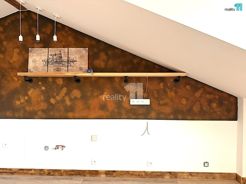 Prodej bytu 2+kk 81 m2, Karlovy Vary – náhled fotky 12