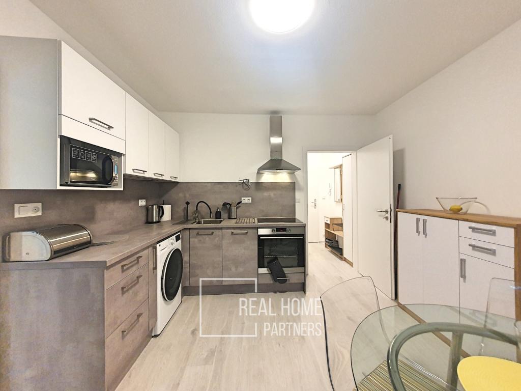 Pronájem bytu 1+1 40 m2