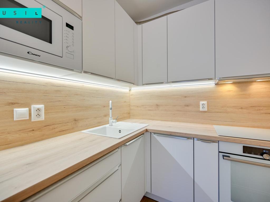 Pronájem bytu 2+kk 63 m2