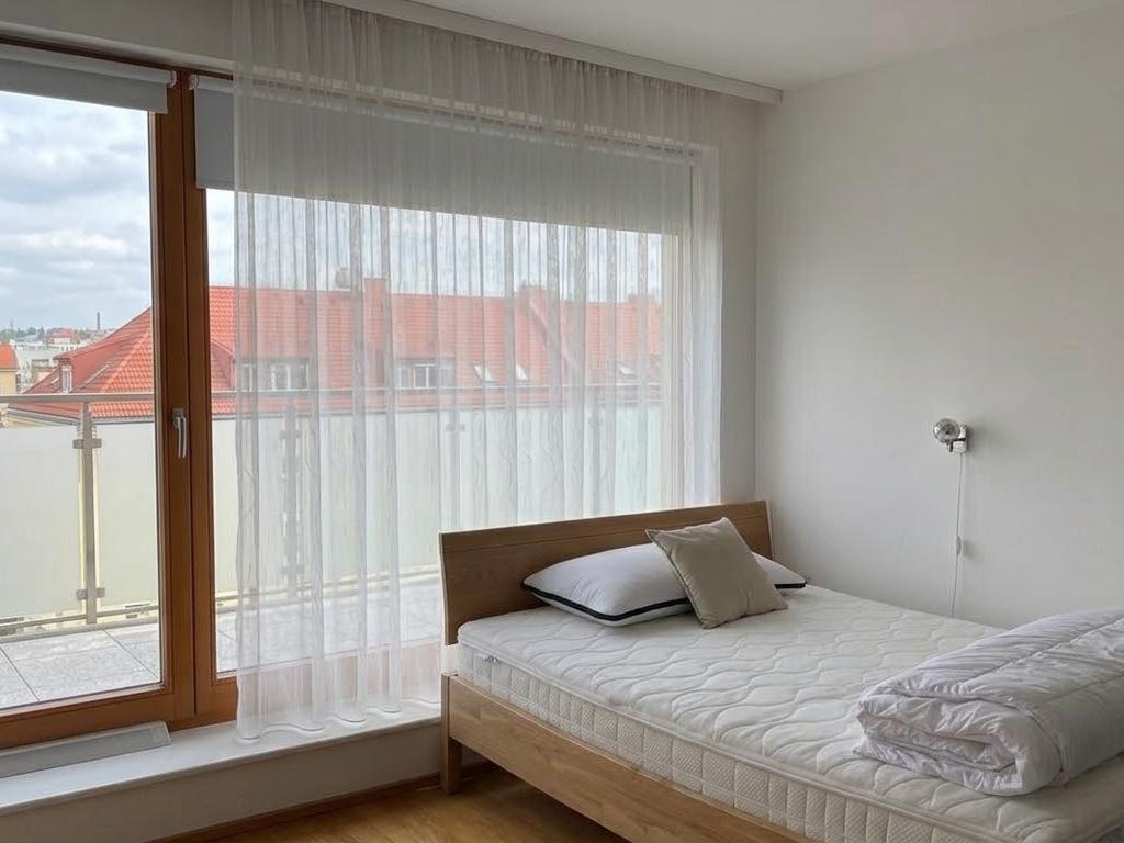 Pronájem bytu 3+kk 75 m2, Praha – náhled fotky 9