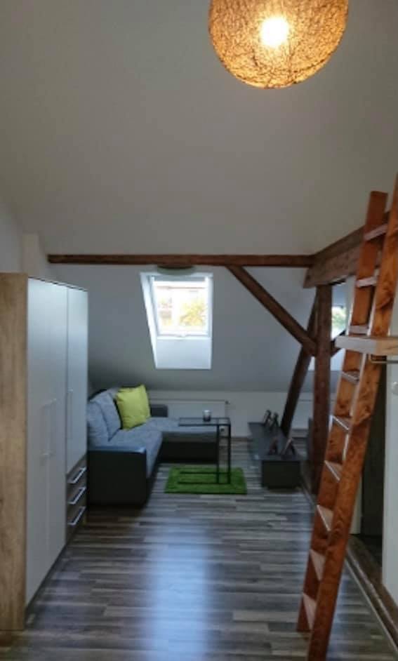 Pronajem bytu 1+kk 35 m2