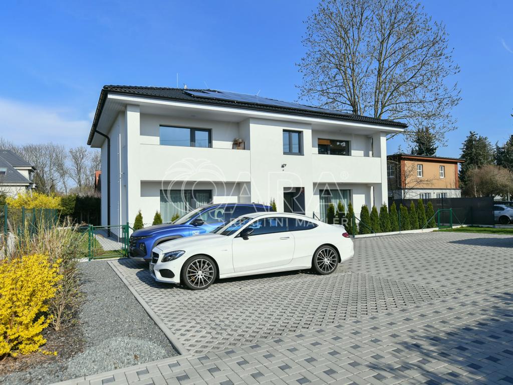 Pronájem bytu 2+kk 61 m2