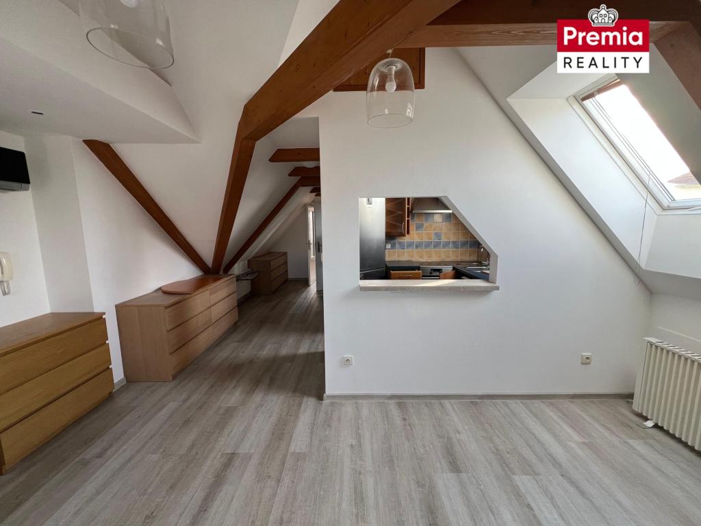 Pronájem bytu 2+kk 86 m2