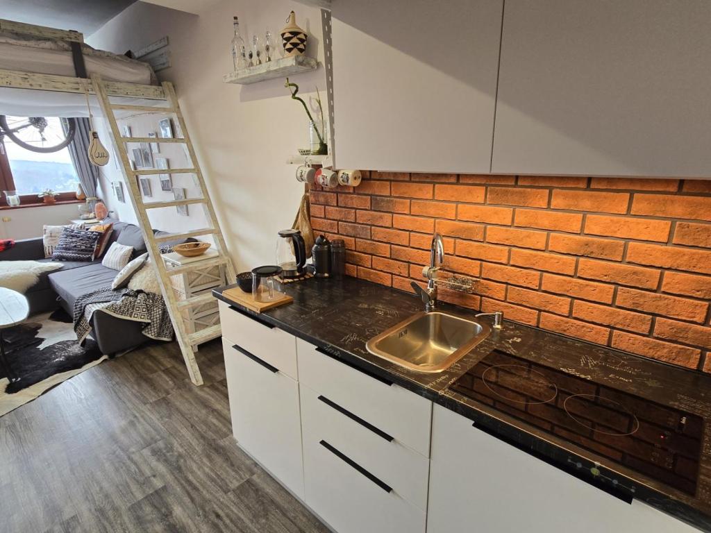 Pronájem bytu 1+kk 27 m2