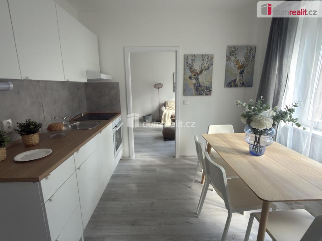 Pronájem 2+kk, Ústí nad Labem - Purkyňova, 9600