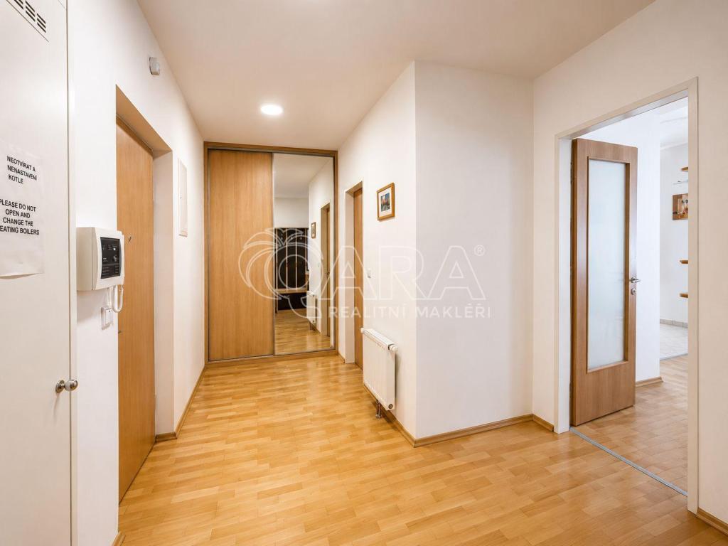 Pronájem bytu 2+kk 82 m2